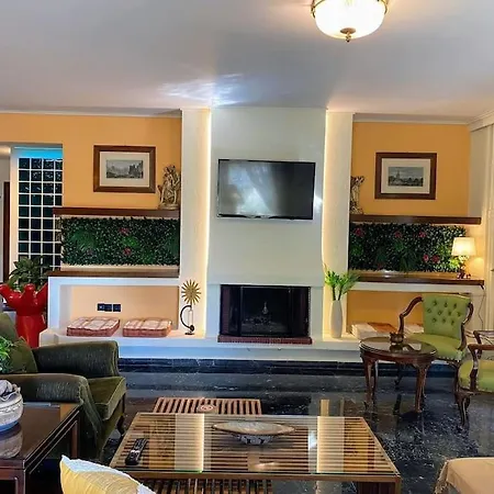 Apartment Sarakin's Mansion Luxury Retreat Athens