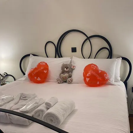 Apartment Sarakin's Mansion Luxury Retreat